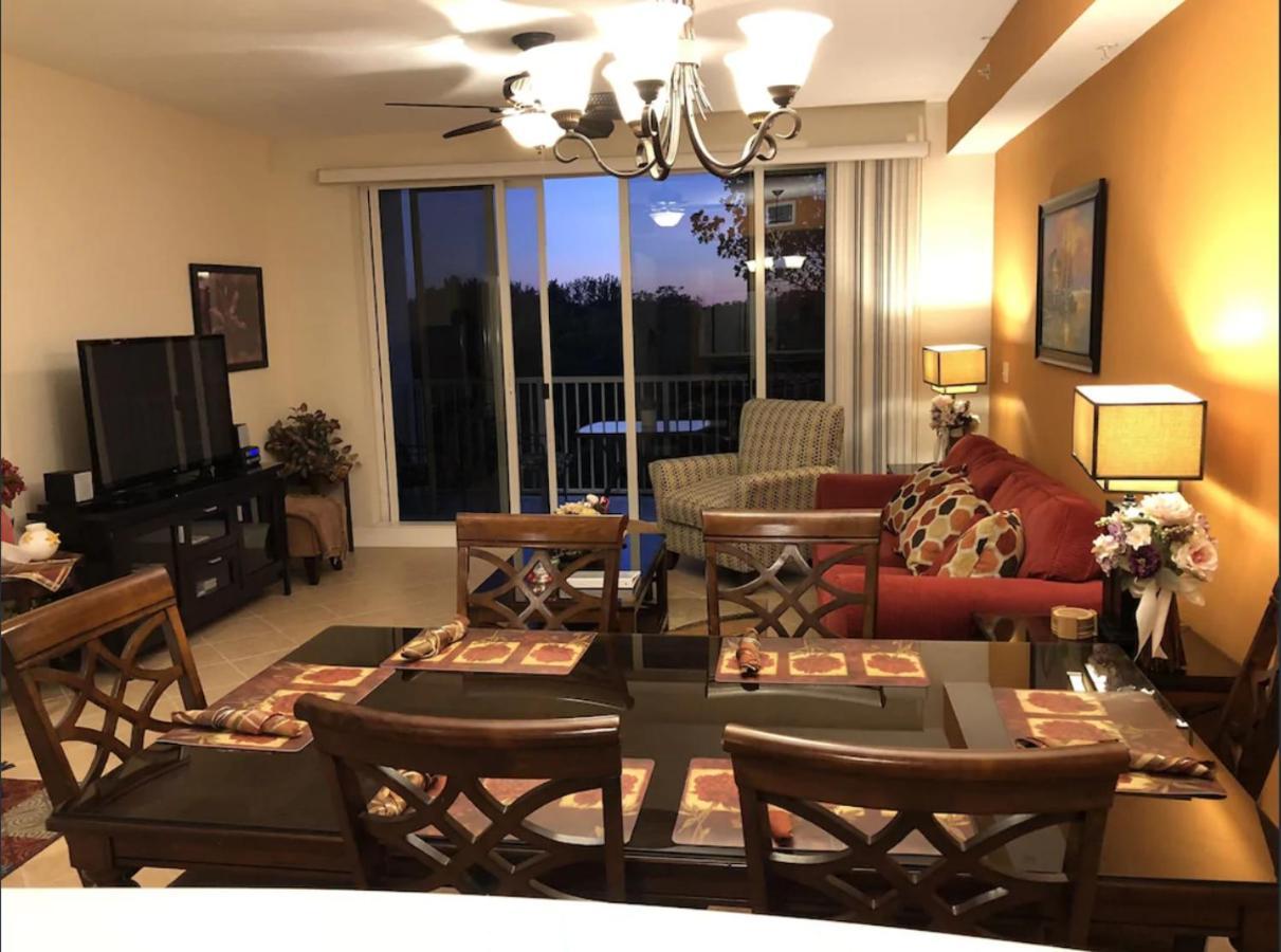 Beautiful New Luxury Townhome With Private Beach And Swimming Pools Ruskin Luaran gambar
