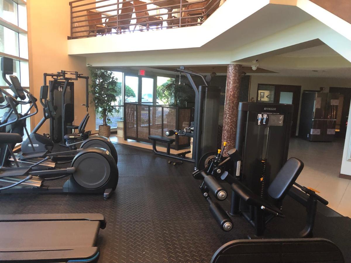 Beautiful New Luxury Townhome With Private Beach And Swimming Pools Ruskin Luaran gambar